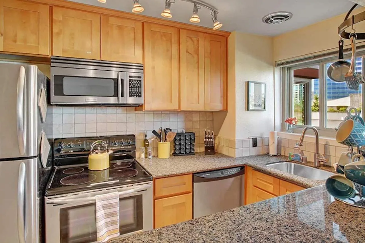 Holiday home Vibrant Downtown, King Bed, Work Desk & Kitchen Villa Seattle