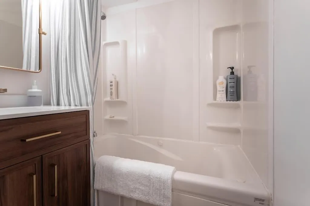 Vibrant Downtown, King Bed, Work Desk & Kitchen Villa Seattle